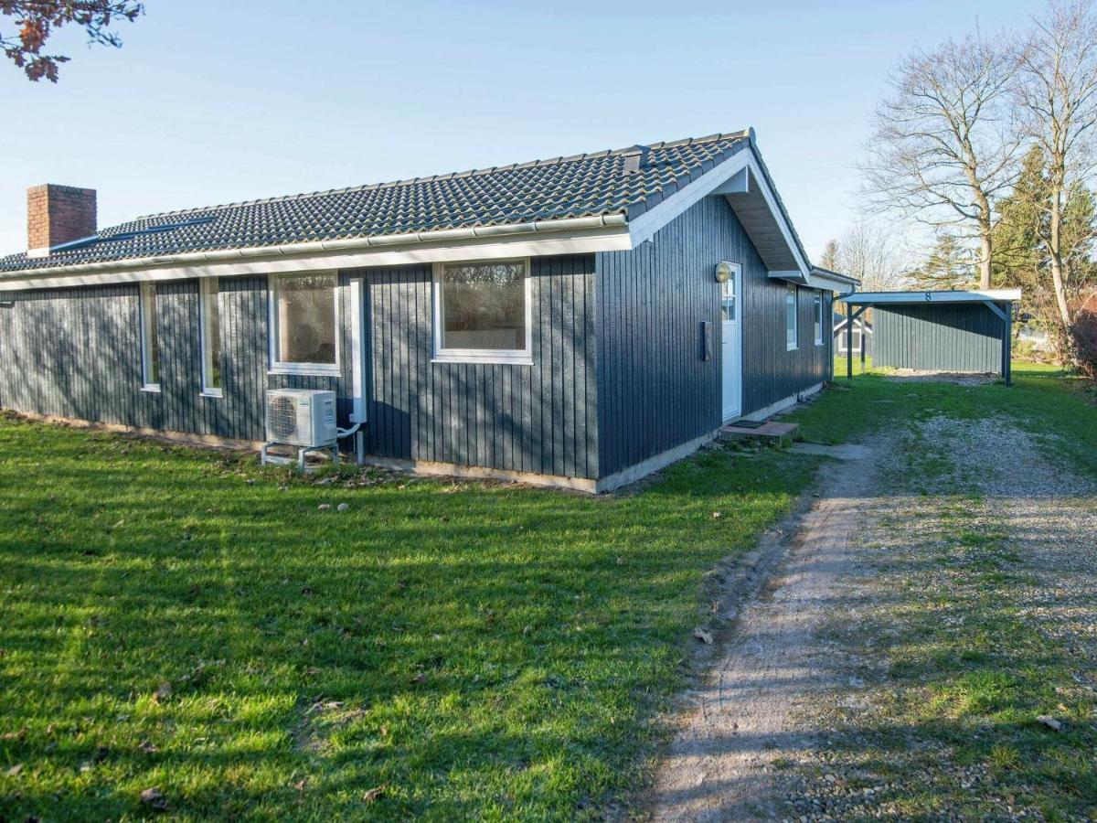 8 Person Holiday Home In B Rkop Egeskov  Zewnętrze zdjęcie